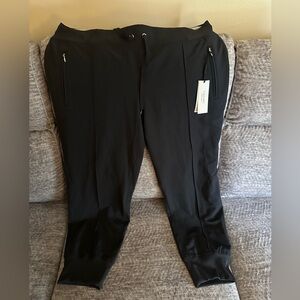 Calvin Klein Gray Capris with Flat Front Design